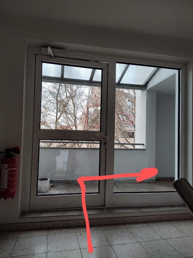 Cozy Apartment With Parking Garage Near Outlet Metzingen  Exterior photo